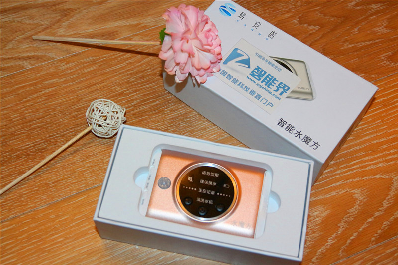 飲用桶裝水從未如此安心---易安諾智能水魔方