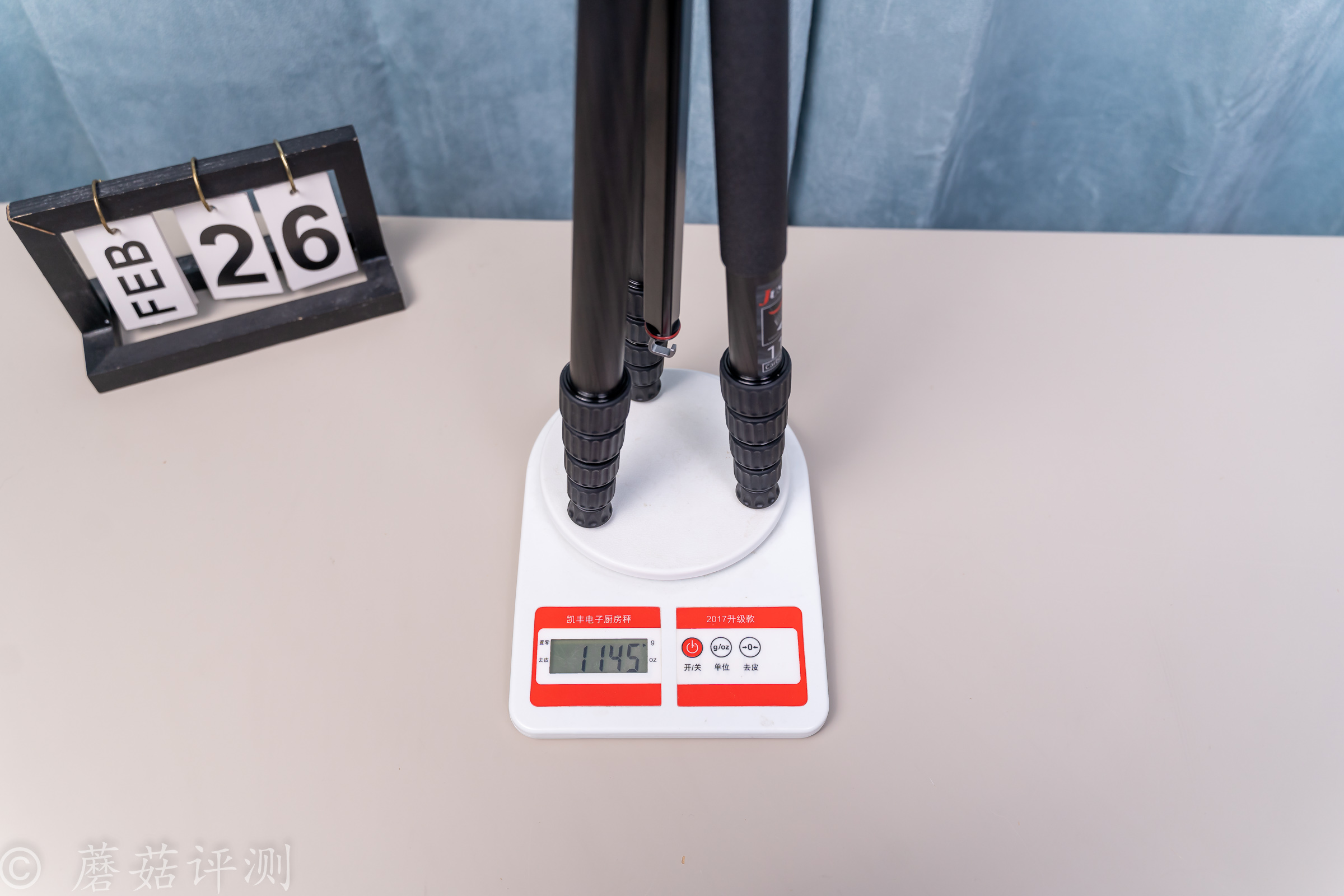 1673097655125834.jpg 22_20221226_佳鑫悅AX-255C優質碳纖維三腳架云臺套裝_微單單電數碼單反相機專業三角架.jpg