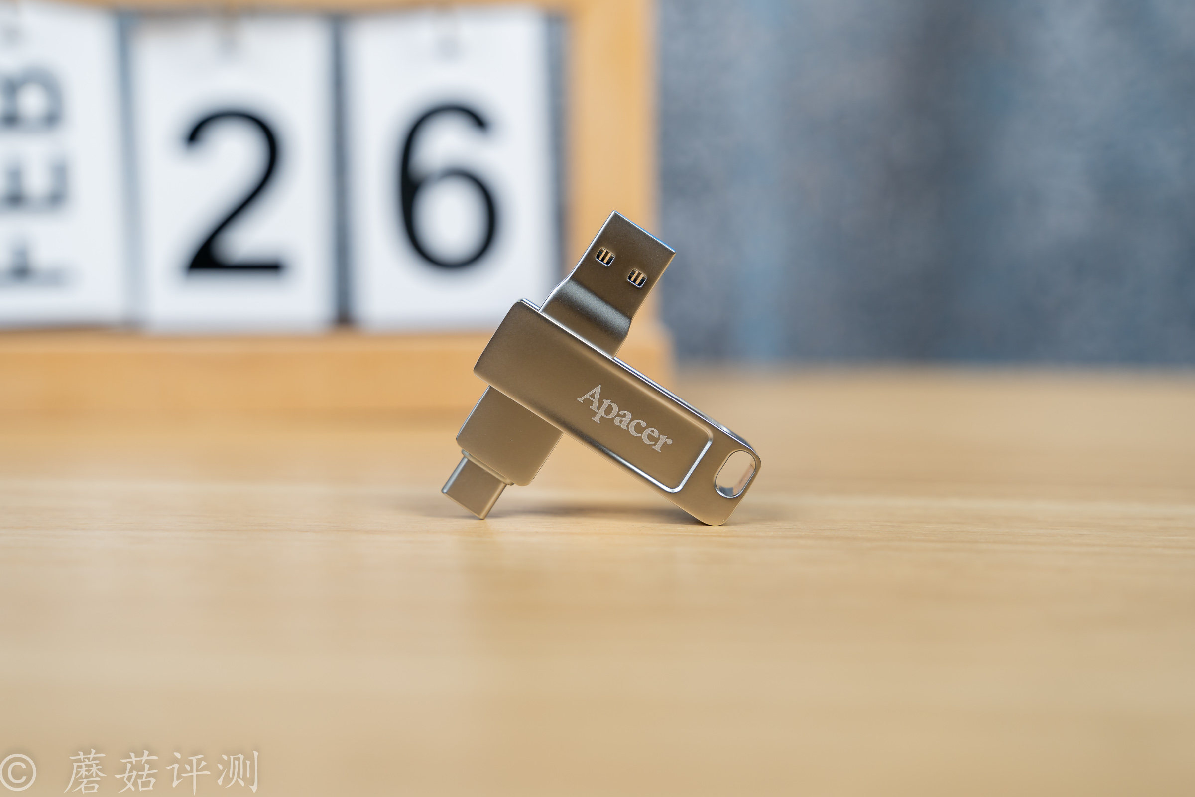 手機(jī)、PC都能用，精致、小巧不發(fā)熱，宇瞻AP301雙接口USB 3.2手機(jī)U盤 評(píng)測